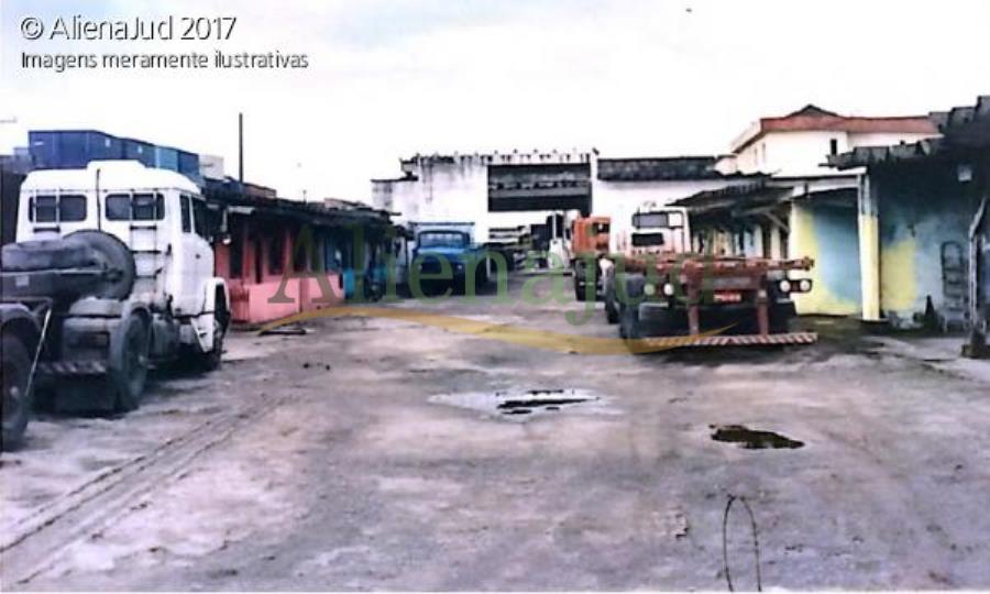 Terreno de 772,20m² em São Vicente Terrenos de 772,20m² e 2.817,70 m² em São Vicente, localizado em São Vicente - SP