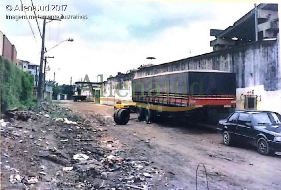 Terreno de 772,20m² em São Vicente Terrenos de 772,20m² e 2.817,70 m² em São Vicente, localizado em São Vicente - SP