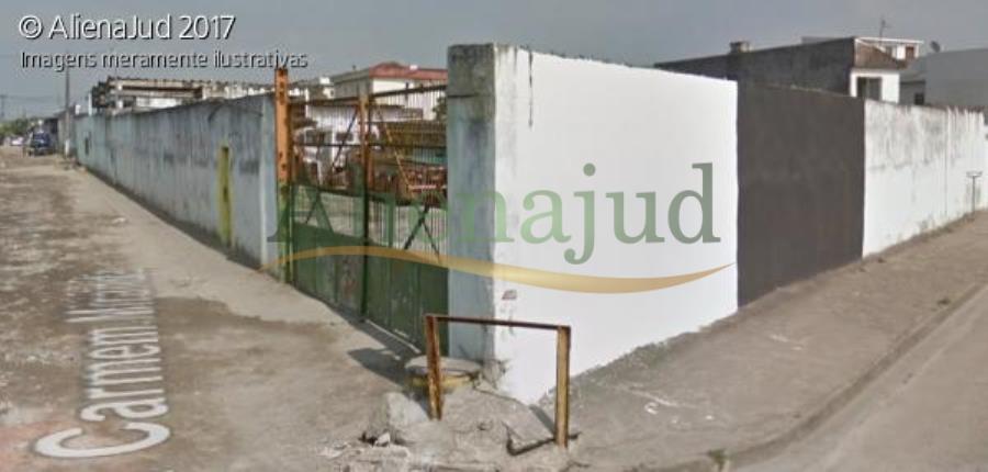 Terreno de 2.817,70 m² em São Vicente Terrenos de 772,20m² e 2.817,70 m² em São Vicente, localizado em São Vicente - SP