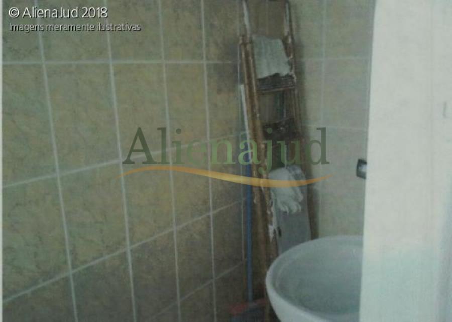 Conjunto Comercial c/ 27m² situado a Rua General Câmara - Centro - Santos/SP Apart. c/ 212m² e Conjunto Comercial c/ 27m² - Santos/SP, localizado em Santos - SP