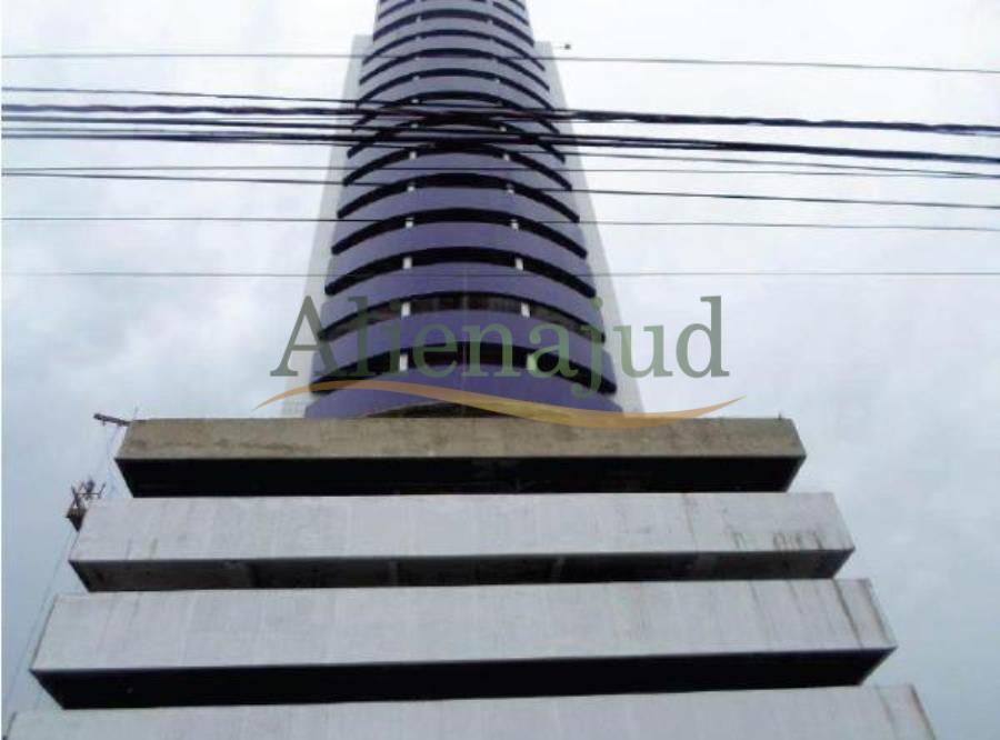 Sala Comercial c/ área privada de 36m² situado a R.Ver.Henrique Soler - Ponta da Praia - Santos/SP