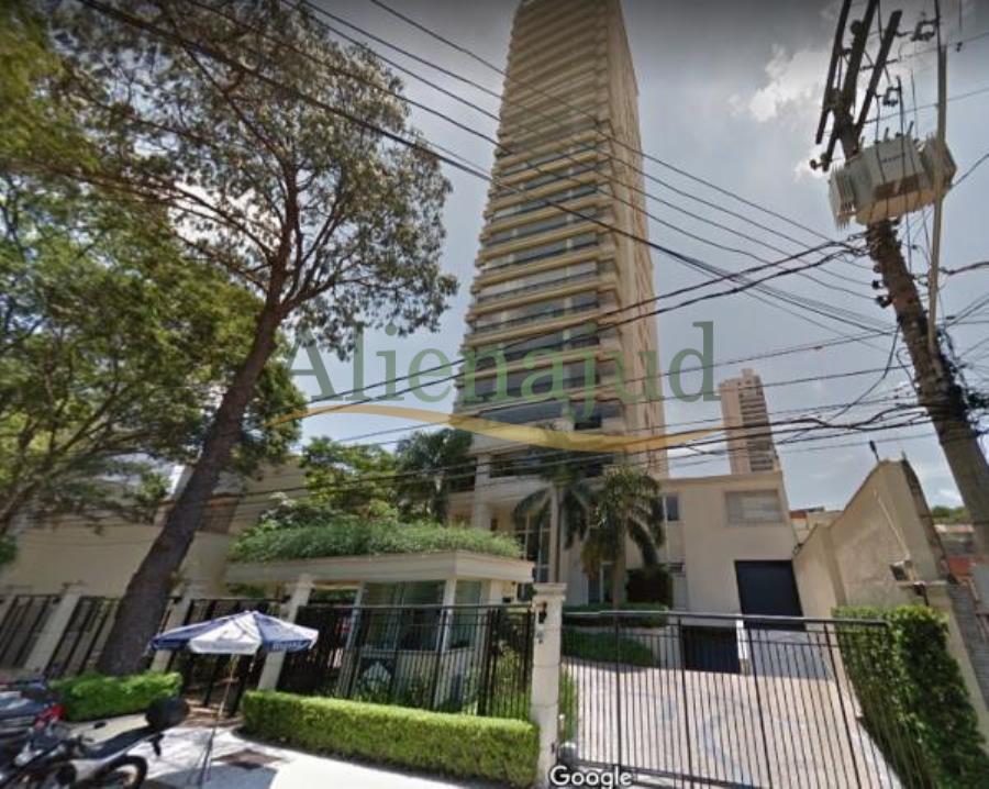 Apart. c/ área privativa de 213m² situado Rua Paracue - Sumaré - São Paulo/SP