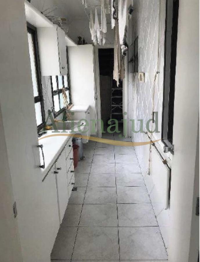 Apart. Duplex c/ área privativa de 244m² situado a Av. Bartolomeu de Gusmão - Aparecida - SANTOS/SP Apartamento DUPLEX em Santos/SP e Casa em Guarujá/SP, localizado em Santos - SP