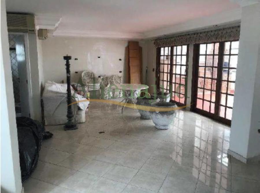 Apart. Duplex c/ área privativa de 244m² situado a Av. Bartolomeu de Gusmão - Aparecida - SANTOS/SP Apartamento DUPLEX em Santos/SP e Casa em Guarujá/SP, localizado em Santos - SP