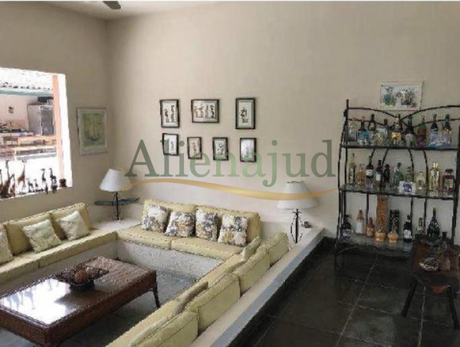 Casa c/ área total de 912m² situado a Rua Prof. Mario de Almeida Pires - Jd. Virginia - Guarujá Apartamento DUPLEX em Santos/SP e Casa em Guarujá/SP, localizado em Santos - SP