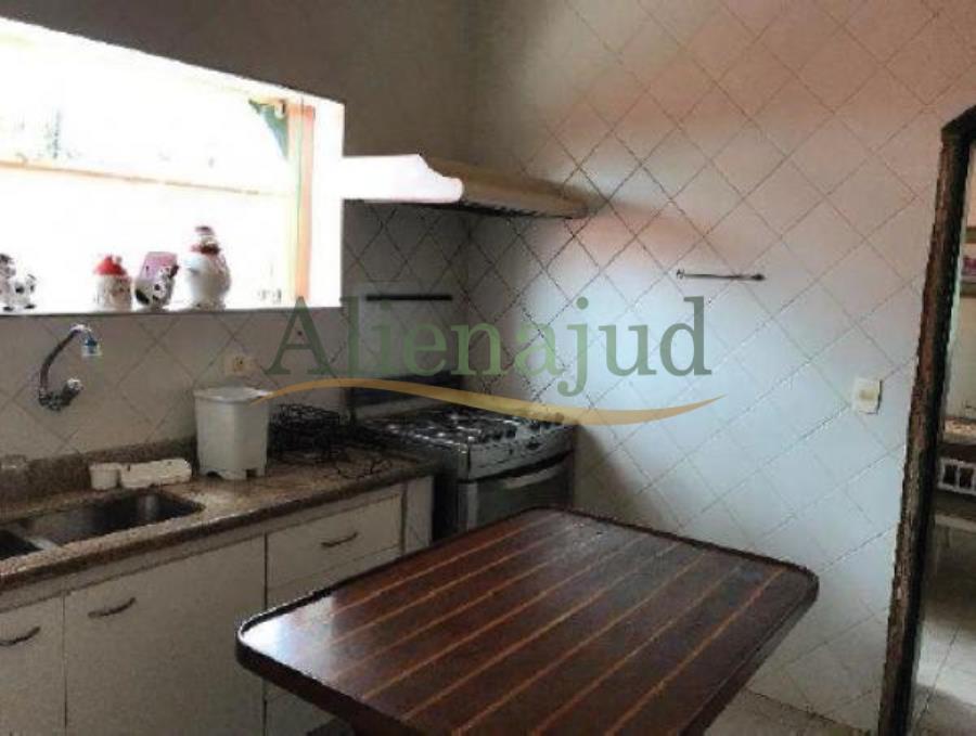 Casa c/ área total de 912m² situado a Rua Prof. Mario de Almeida Pires - Jd. Virginia - Guarujá Apartamento DUPLEX em Santos/SP e Casa em Guarujá/SP, localizado em Santos - SP