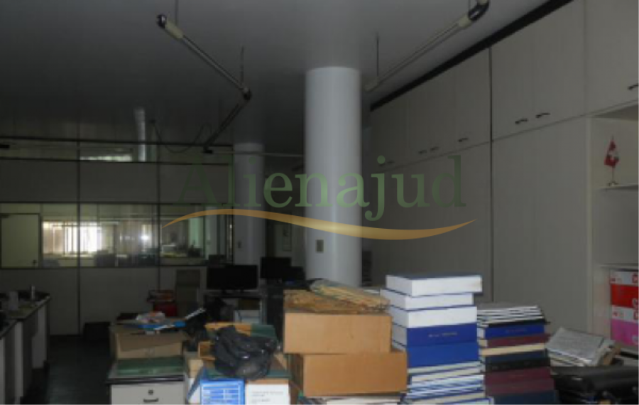 Conj. comercial c/ área útil de 170,02 m² situado na Rua Frei Gaspar Conj. comercial c/ área útil de 170,02 m² situado na Rua Frei Gaspar, localizado em Santos - SP