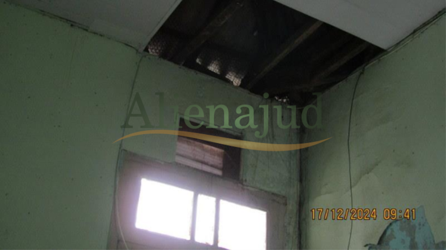 Uma casa c/ 276m² - Vila Nova - Santos/SP Um apartamento, uma casa e um terreno - Santos e São Vicente, localizado em Santos - SP